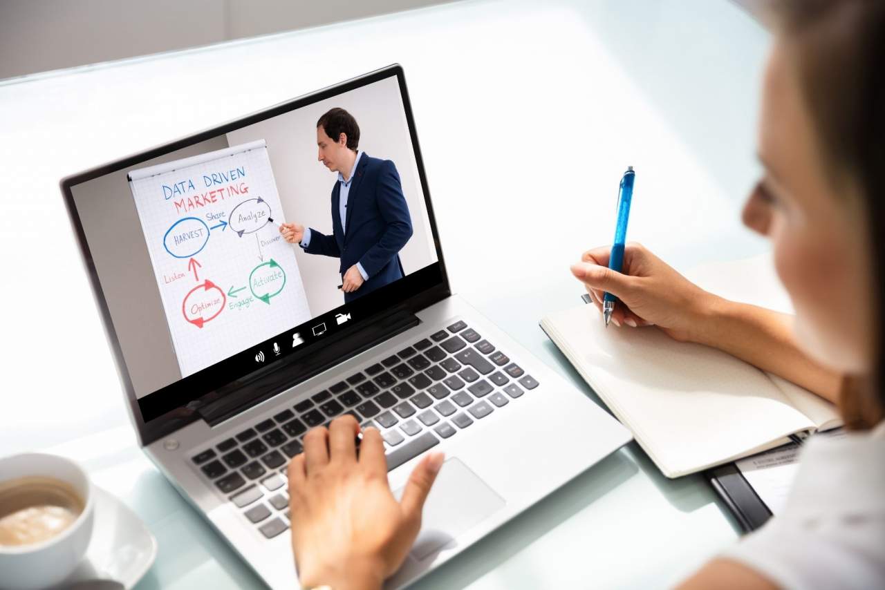 Crece la demanda de formación online en el último año en centros especializados como Edil formación