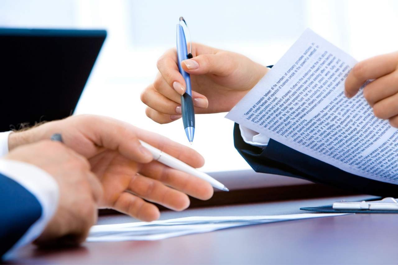 Anular contratos de tarjetas de crédito por cláusula abusiva a partir de la solución de Víctimas del Crédito