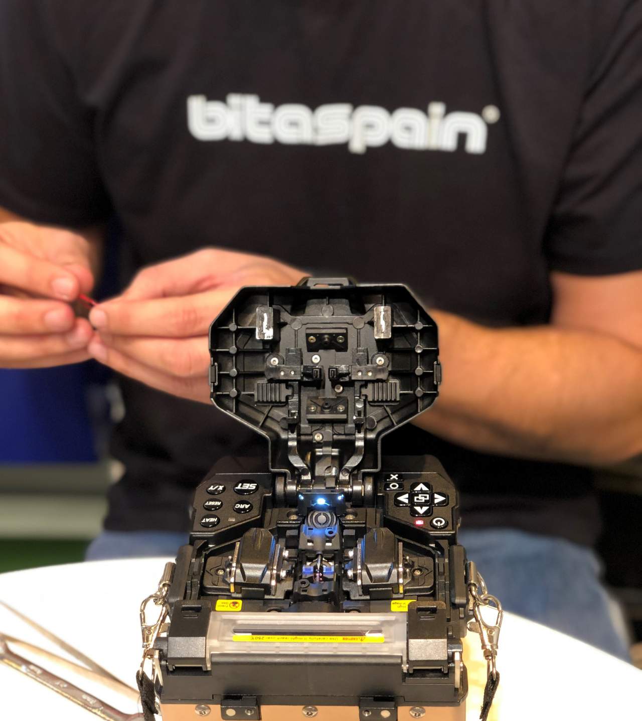 Bitaspain: fusionadoras de fibra óptica