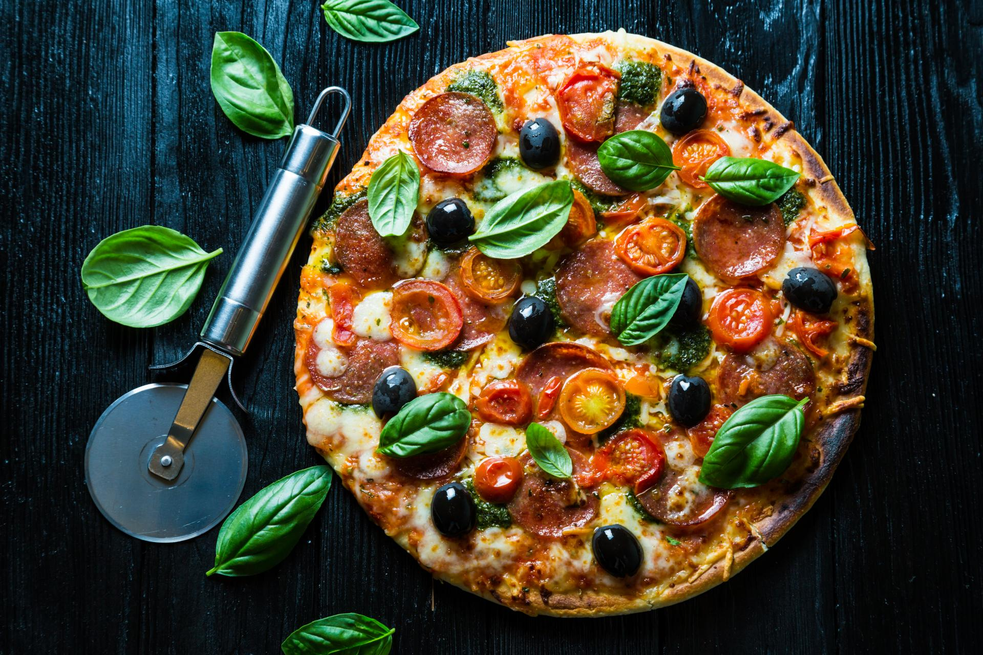 Con más de 20 años de experiencia en pizzería, Mozzarella & Basilico se posiciona como una de las grandes referentes en el Puerto de Santa María