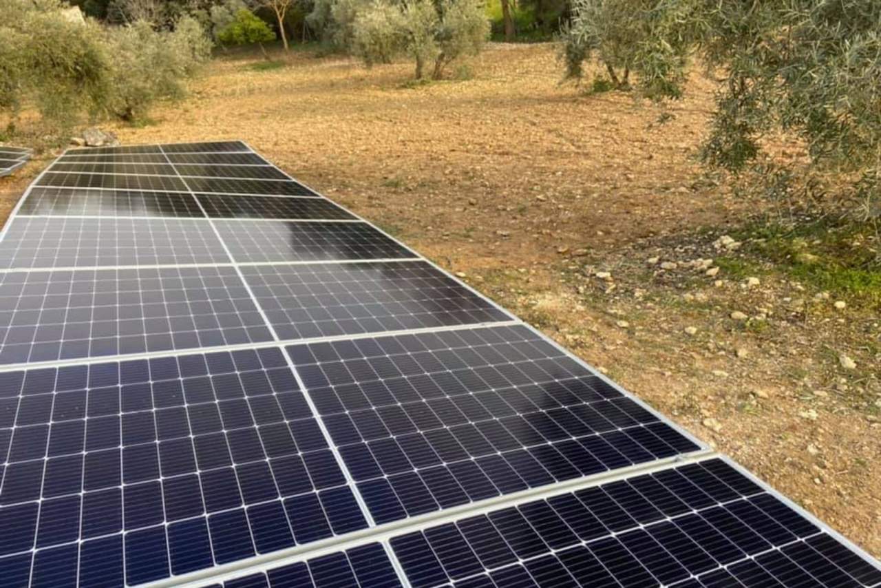 La energía solar para el autoconsumo en empresas ofrecida por Agrupaciones & Soluciones Solares