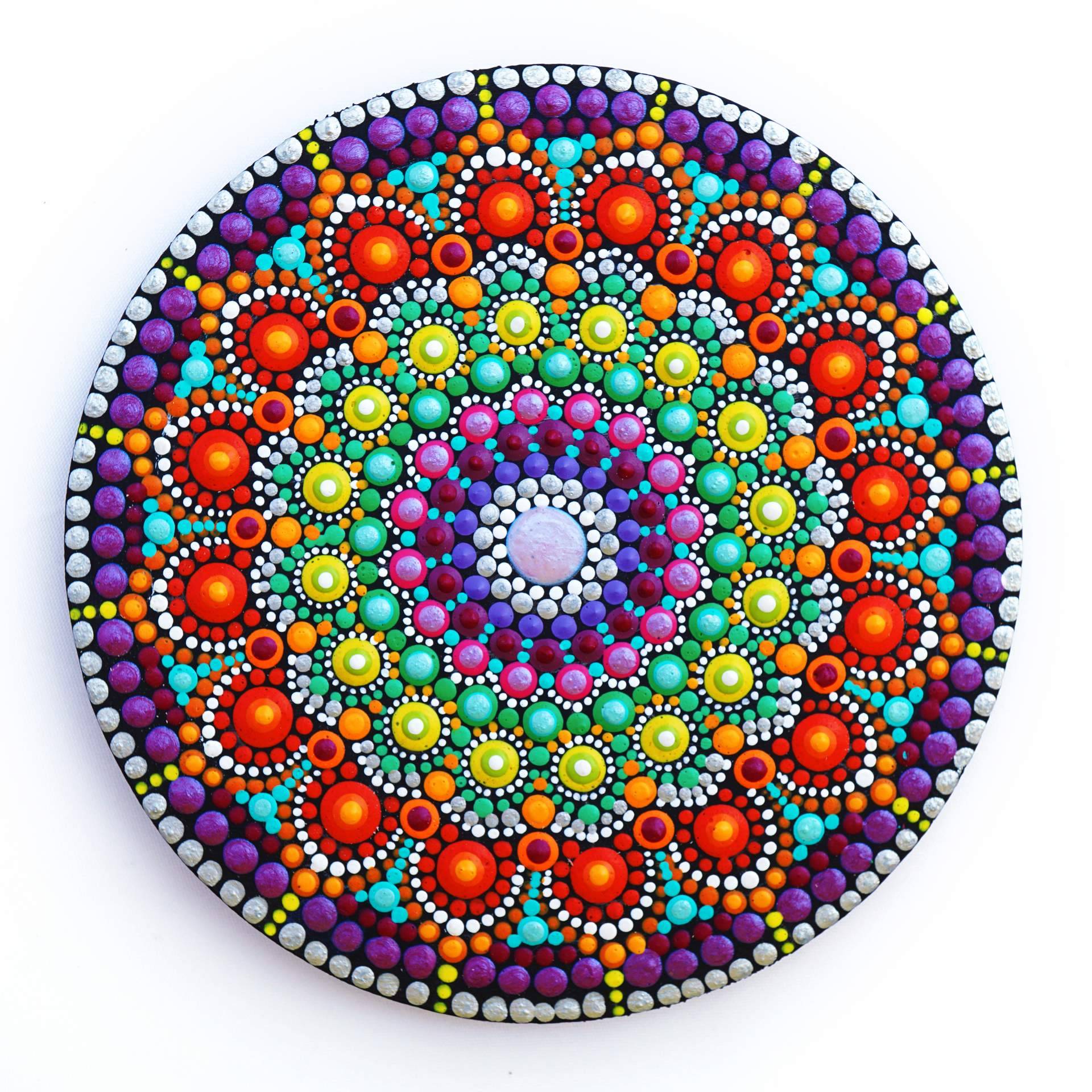 En la tienda online de Cristina Flores hay una infinidad de posibilidades de cuadros Mandalas