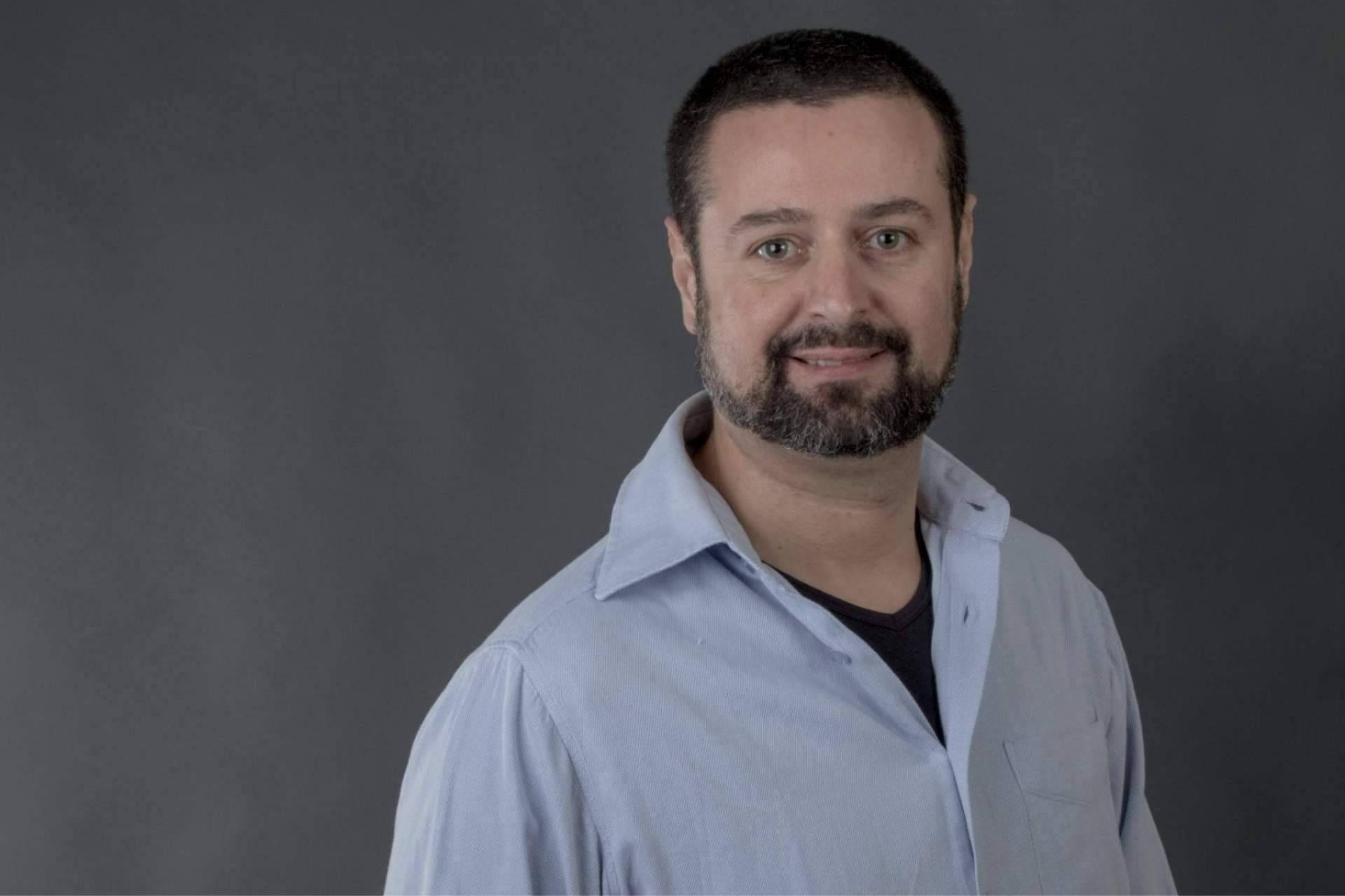 Los libros de superación emocional escritos por el maestro de reiki Javier Robas