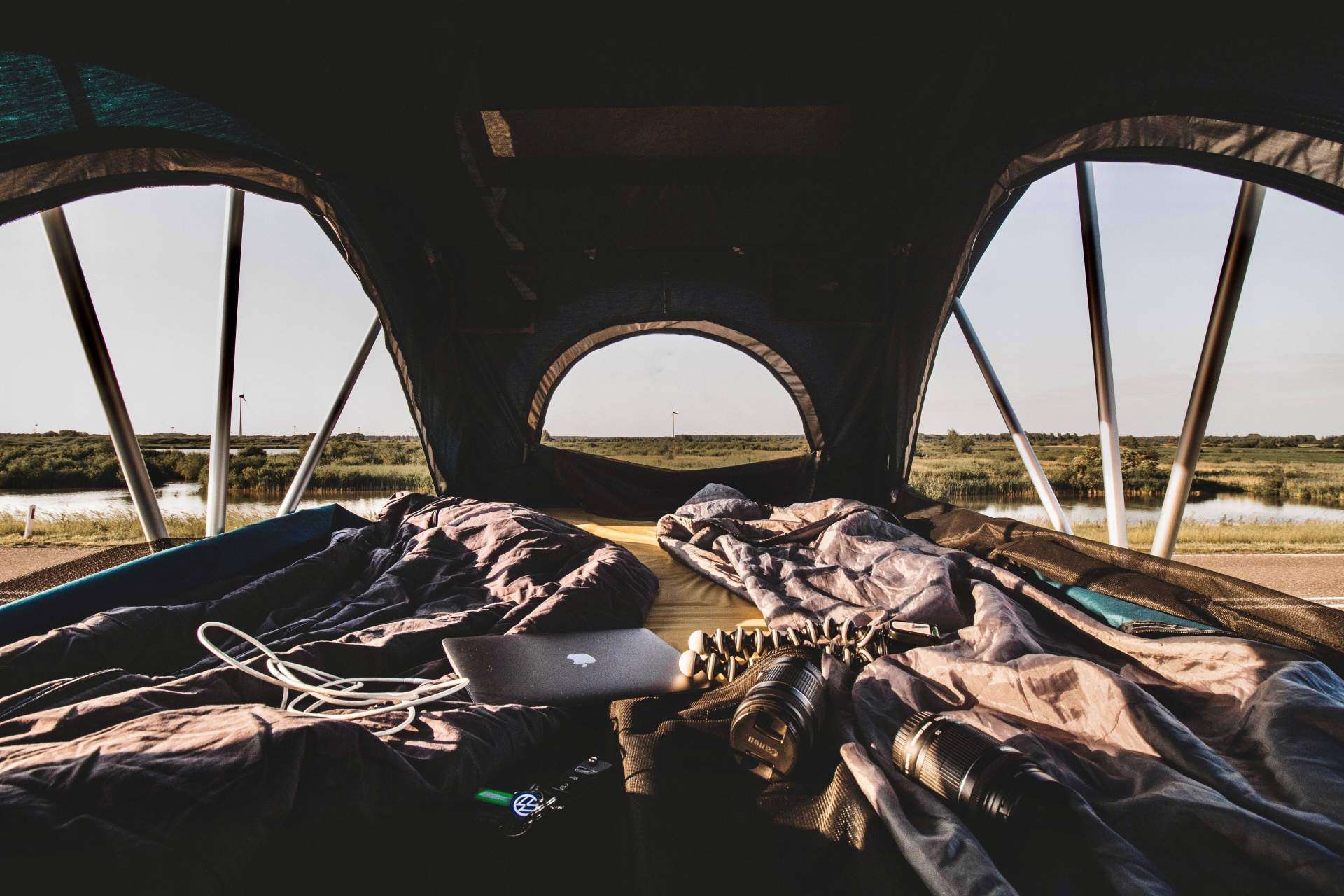 ¿Cómo viajar con una tienda de techo? Foxcamper