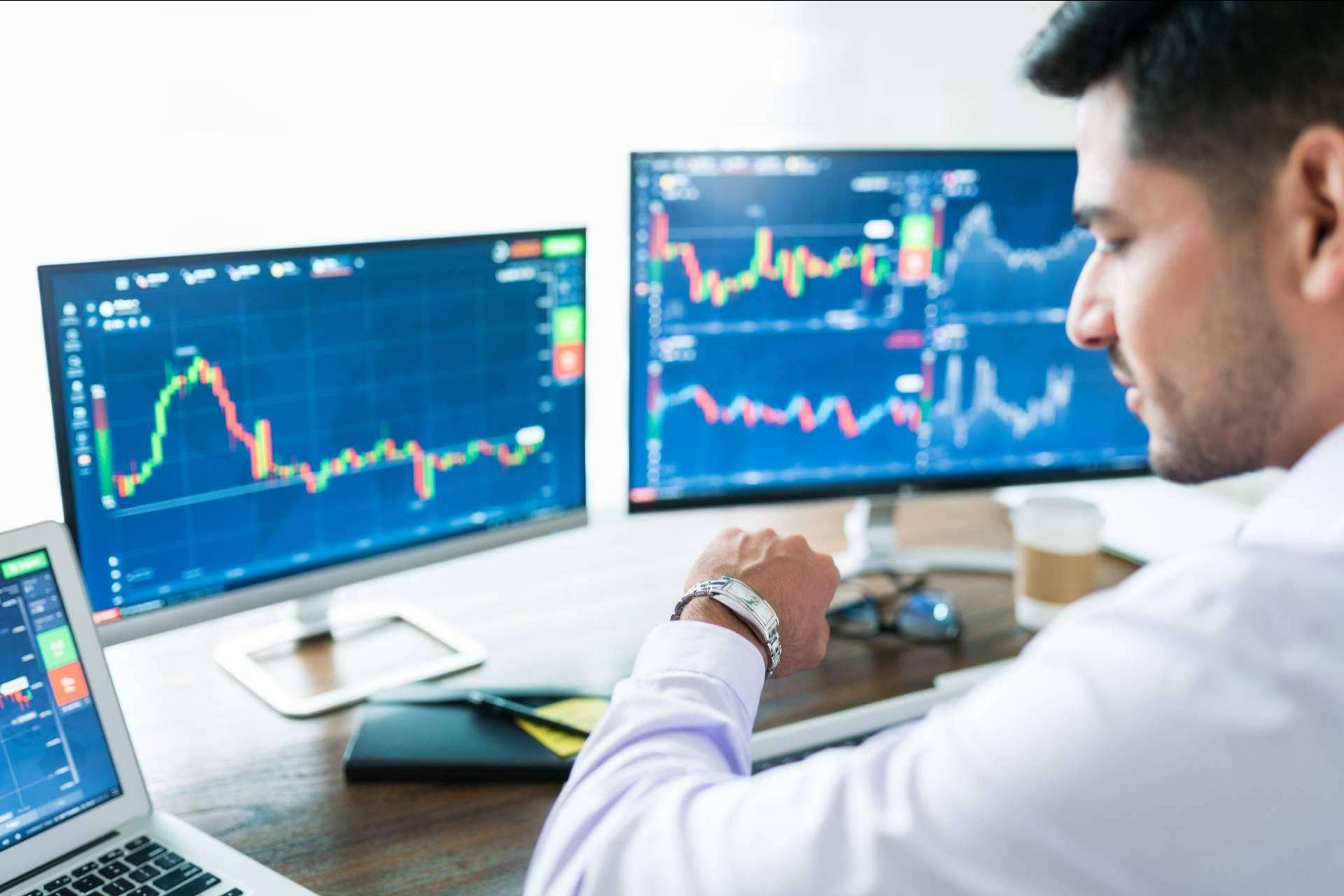 Las ventajas del curso para ganar en trading de Área de Inversión