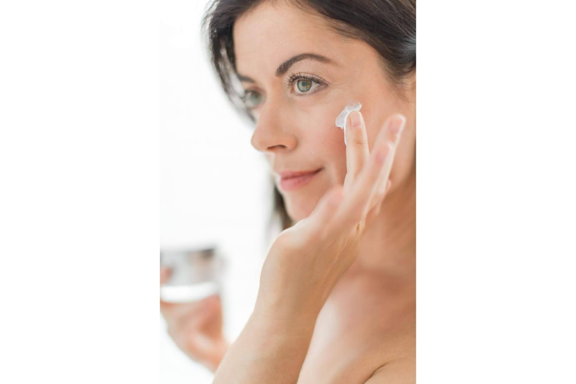 Cosmetics Tenerife es una tienda online de venta de cosmética natural y orgánica de las Islas Canarias