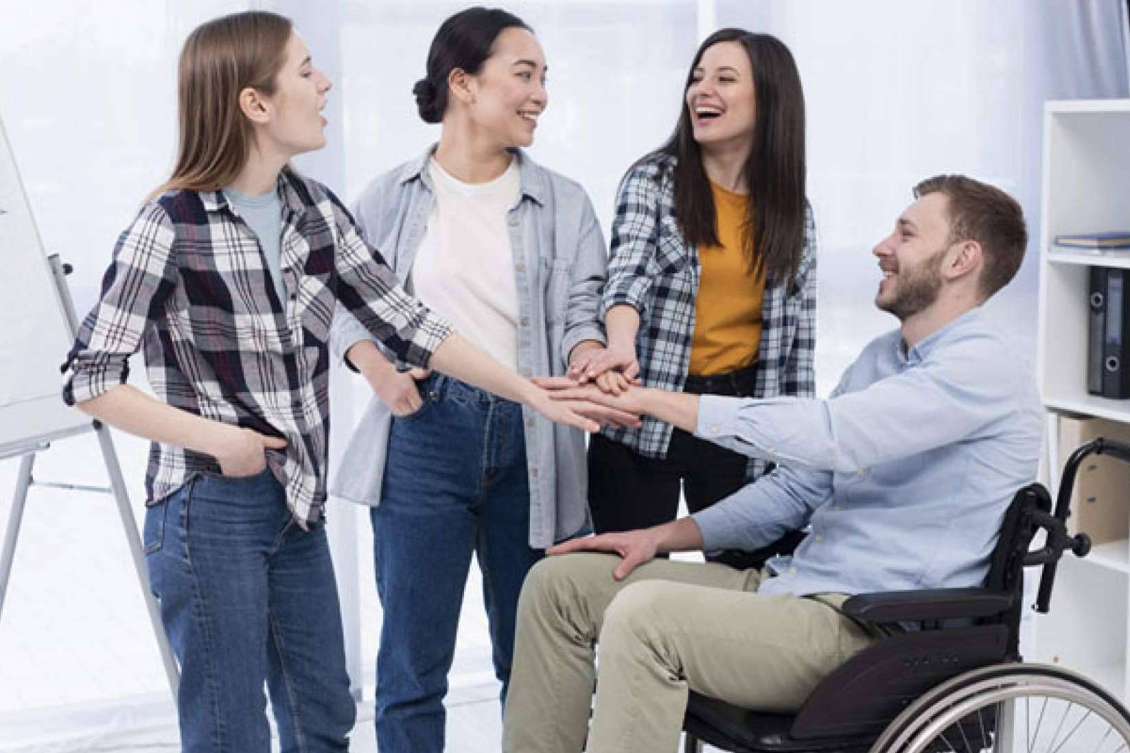 Vivva da oportunidades de empleo a personas con discapacidad