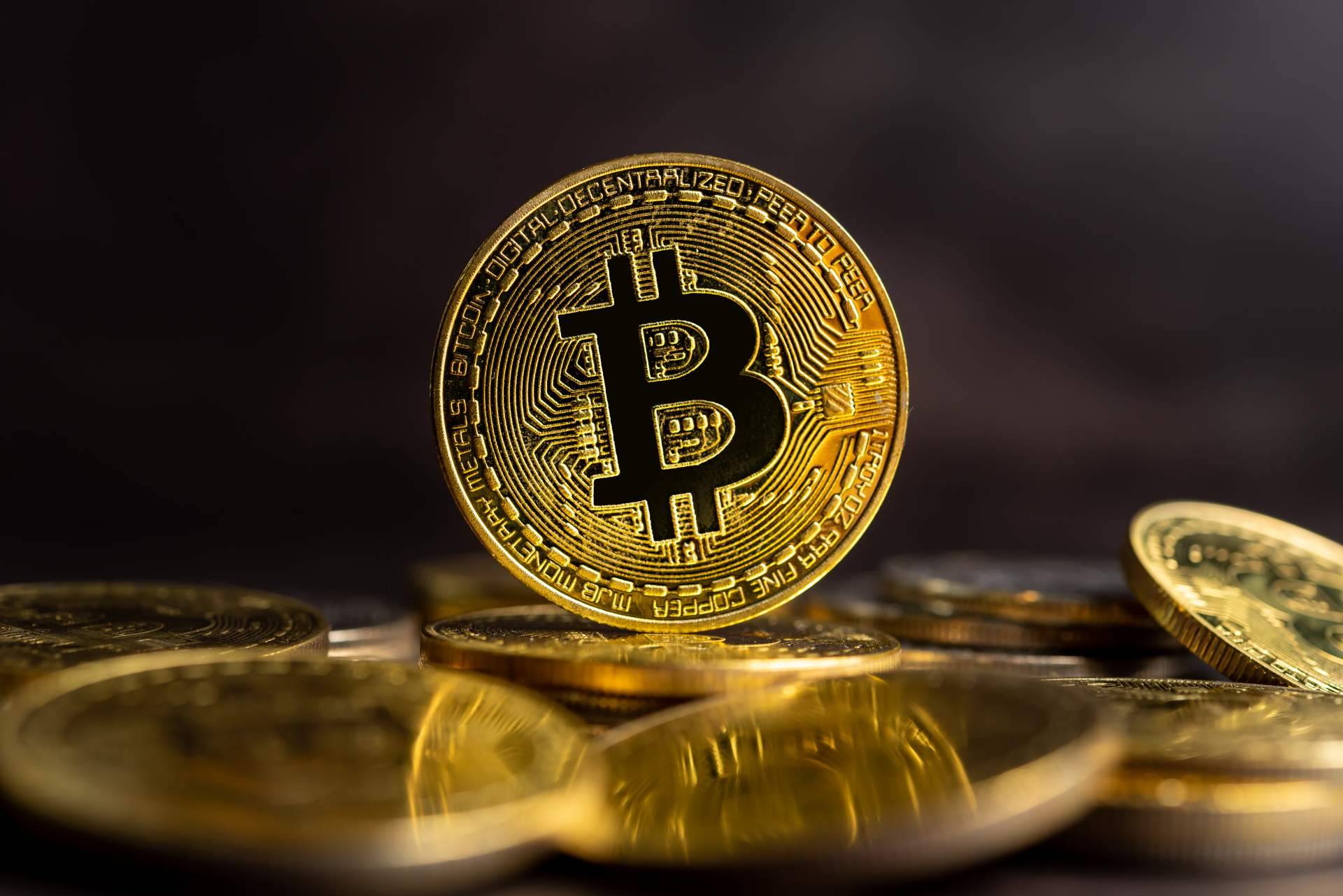 Vincenzo Piccolo ofrece servicios de asesor legal y AML de crypto business