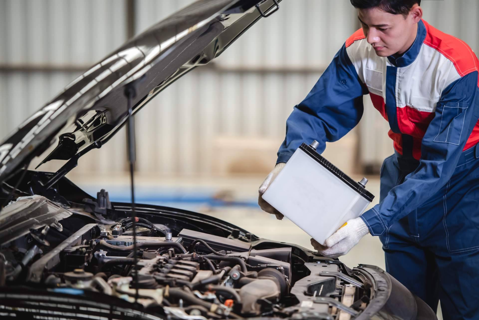 Recomendaciones para realizar un mantenimiento preventivo de la batería del coche, por Baterías.com