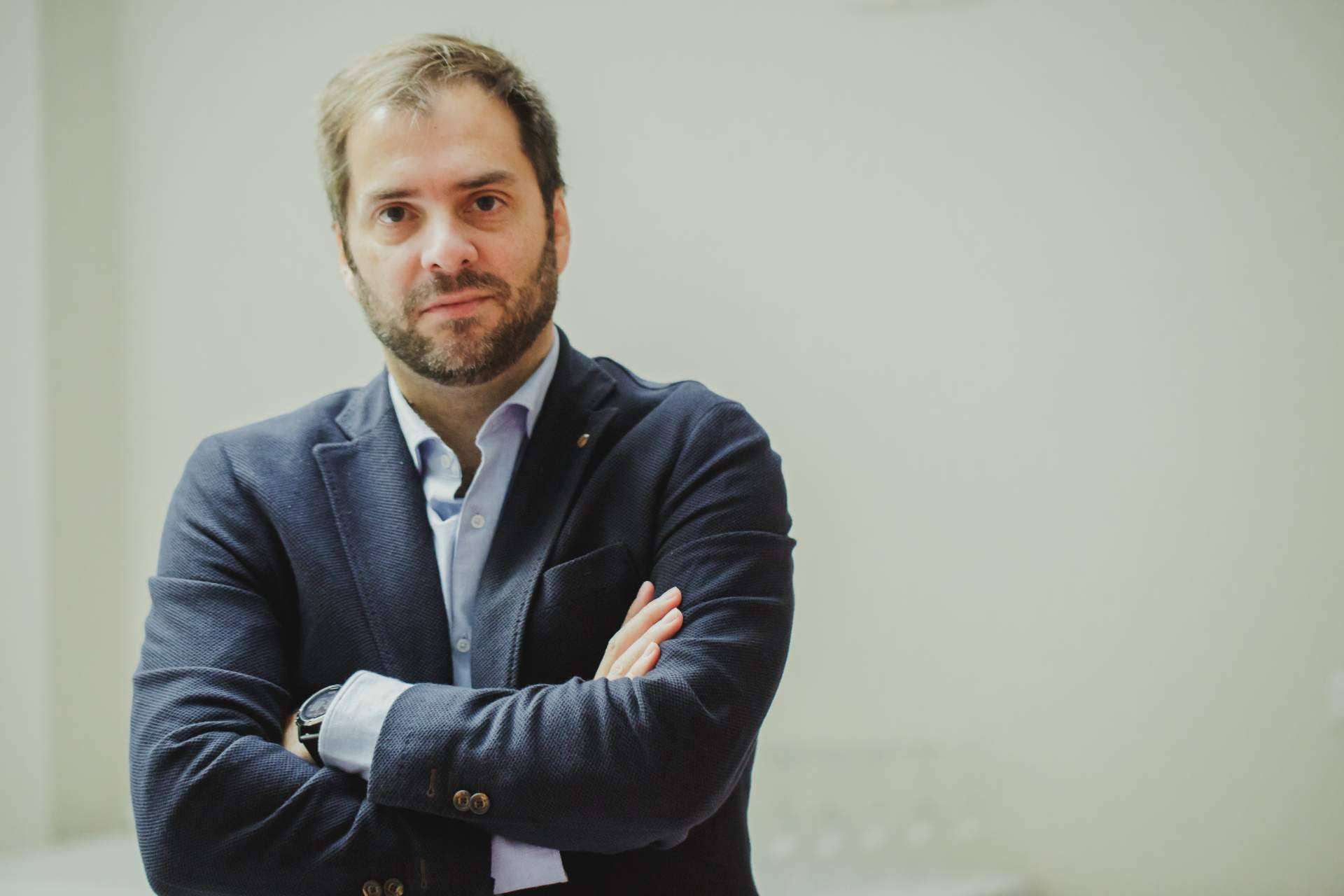 Infoproductos y asesoría del experto en marketing digital Francisco Rubio para impulsar el crecimiento de una empresa en internet