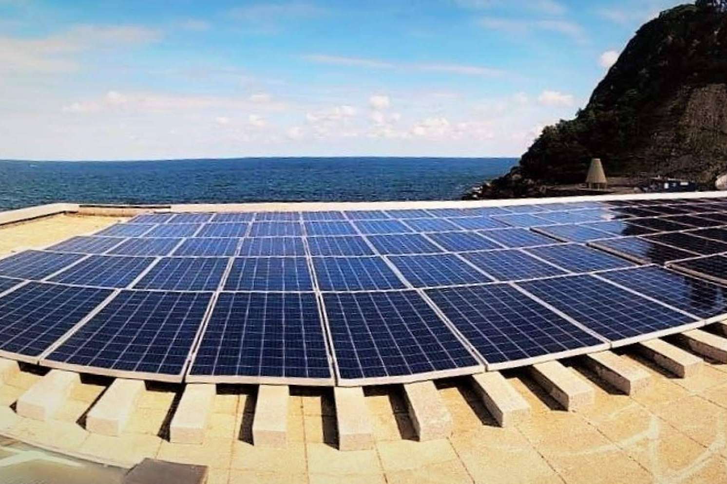 Para las empresas, Energiber propone una estrategia de compra de energía fotovolotaica