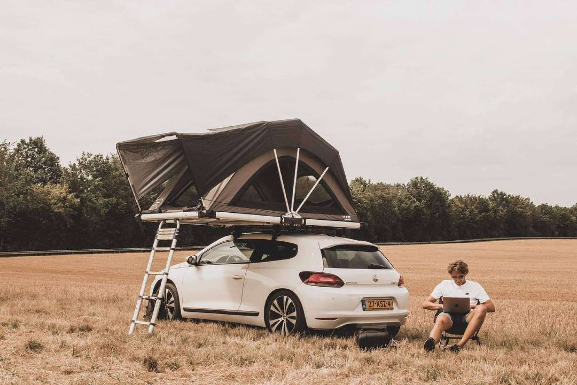 Las tiendas de campaña para techo de coche que ofrece Fox Camper son escogidas como opciones ideales durante la temporada de camping