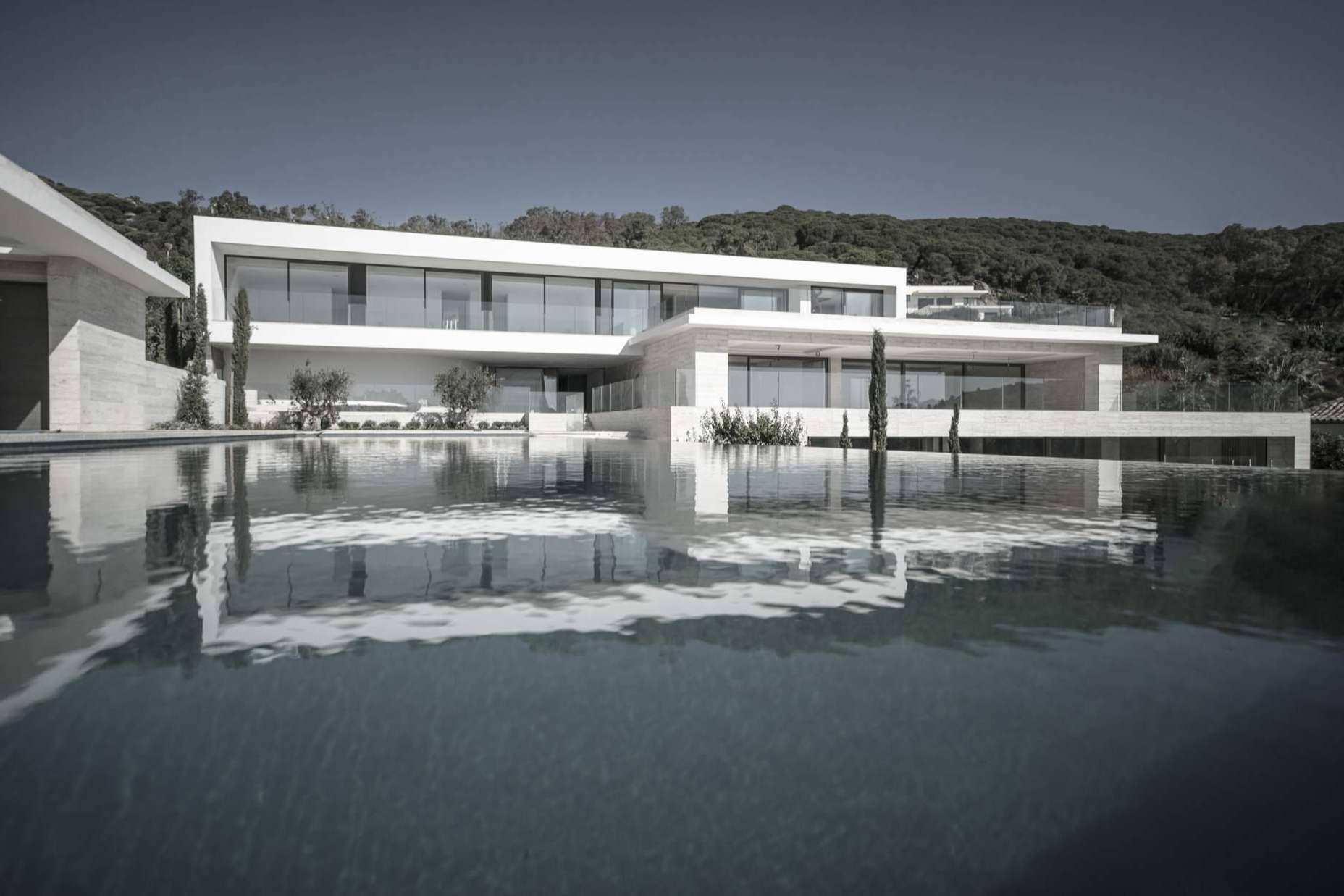 ARK Architects, firma arquitectónica especializada en el diseño y la construcción de residencias de alto nivel