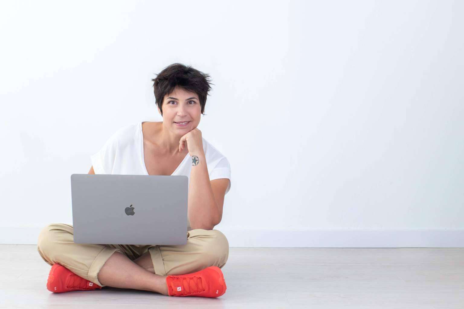 Emma Llensa ofrece cursos gratuitos sobre Facebook Ads en su Academia de Marketing Digital