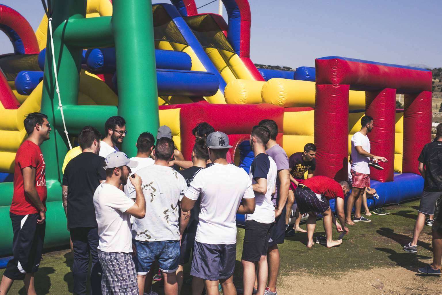 Team building al aire libre, el servicio de multiaventura en la naturaleza de la compañía Eventos Madrid
