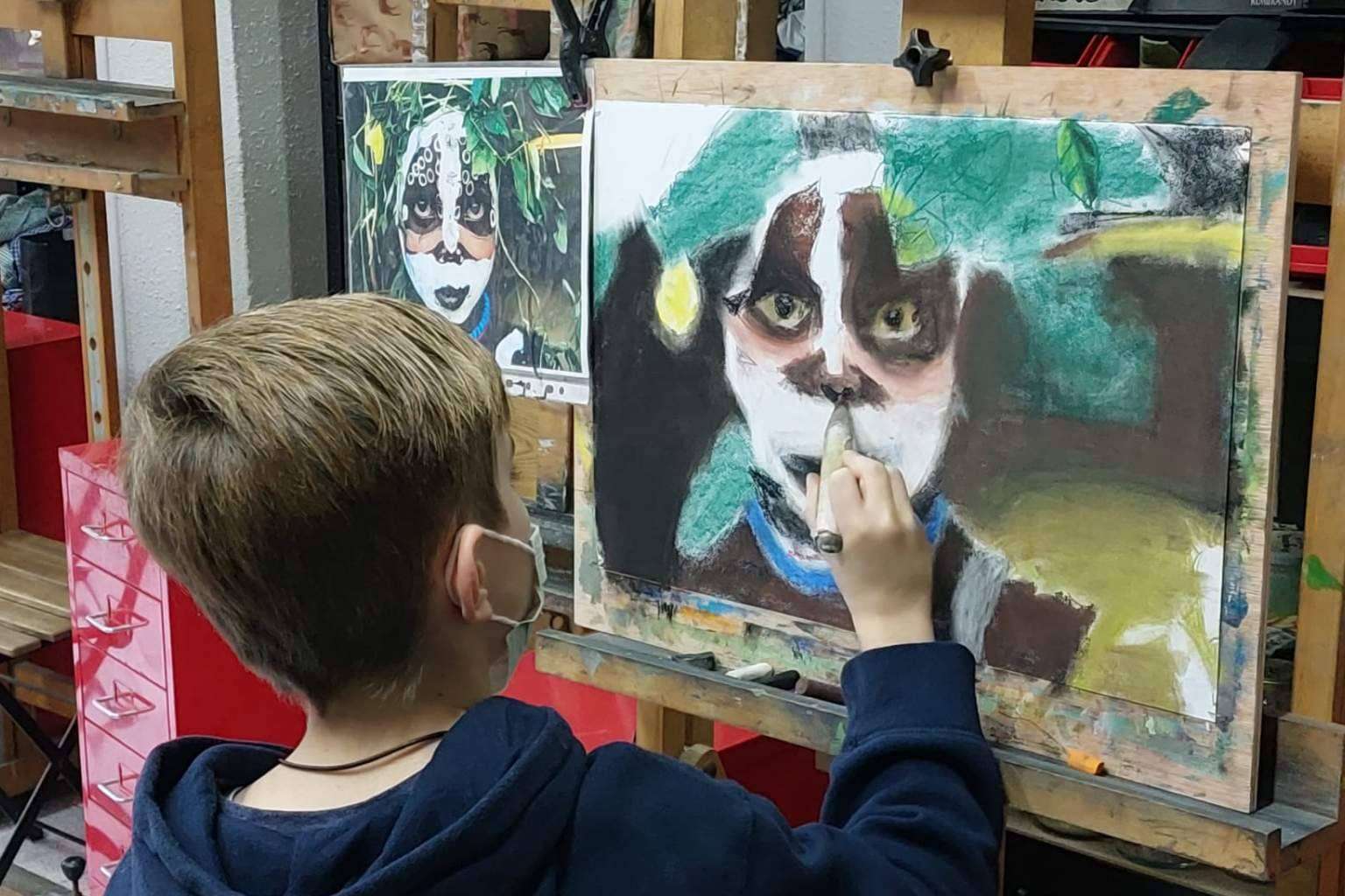 Aprender a dibujar con las clases de dibujo del centro de formación Estudio Ilógico