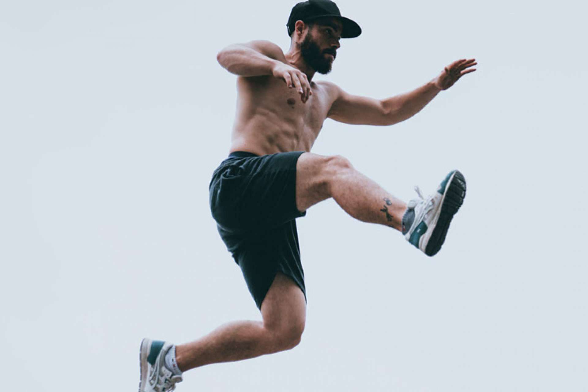 El atleta de la Federación Española de Gimnasia en la disciplina de parkour que representará a España en el próximo mundial de la FIG en Montpellier, Aarón Vivar Hernández