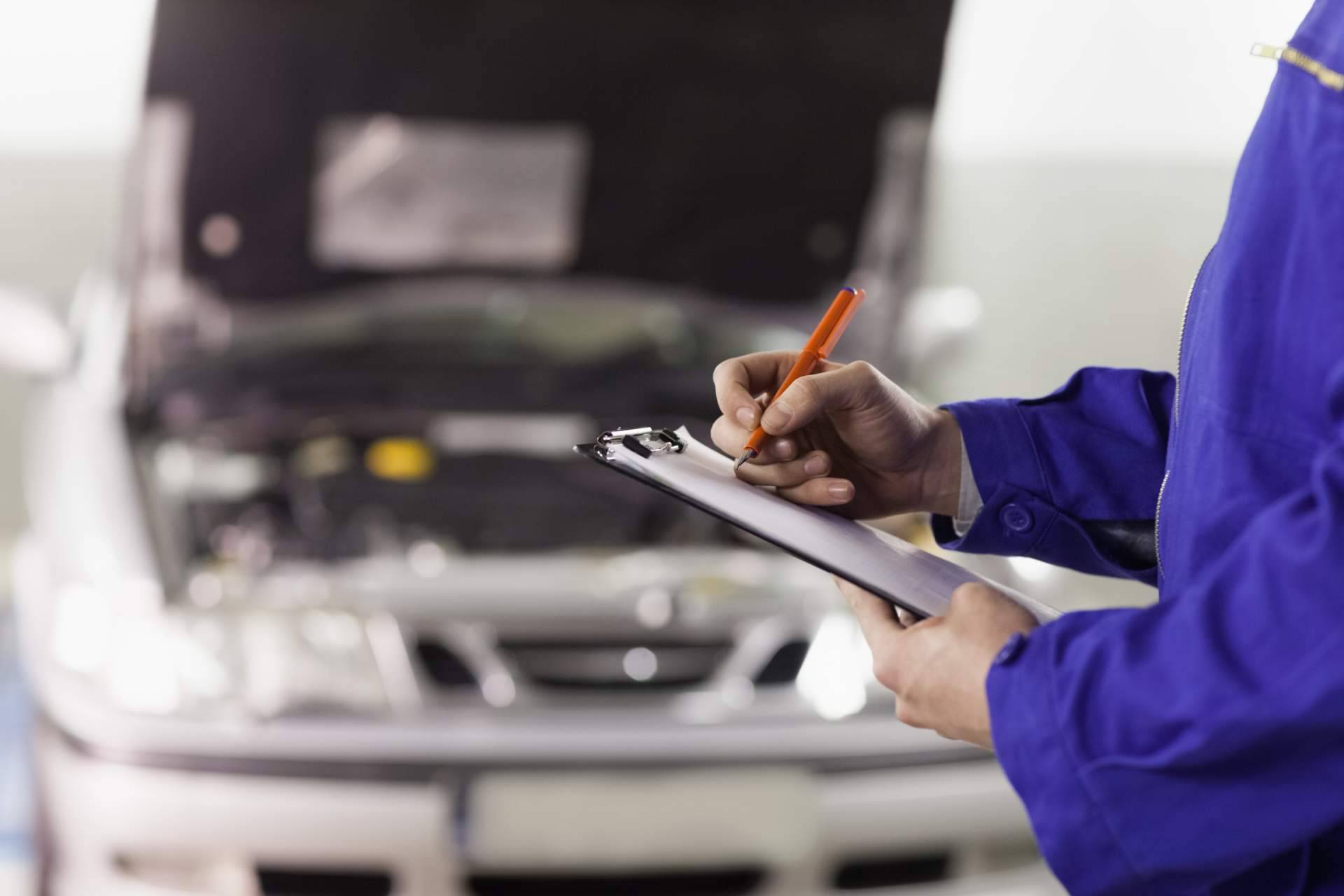 ¿Por qué es importante el mantenimiento y las revisiones en el coche antes de las vacaciones de verano?, por SF Motor