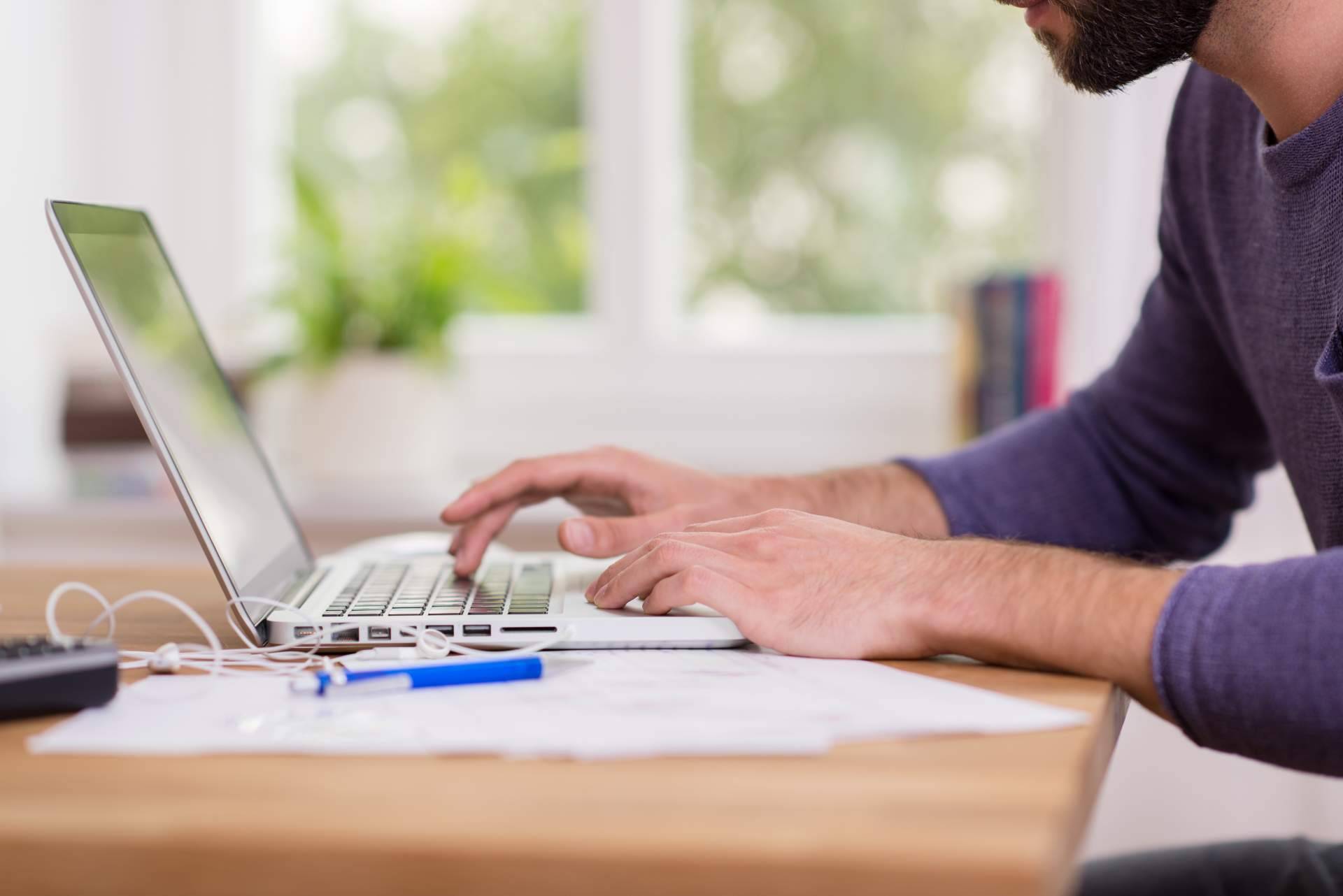¿Por qué es importante gestionar los dispositivos móviles y ordenadores de los empleados?, por Applivery