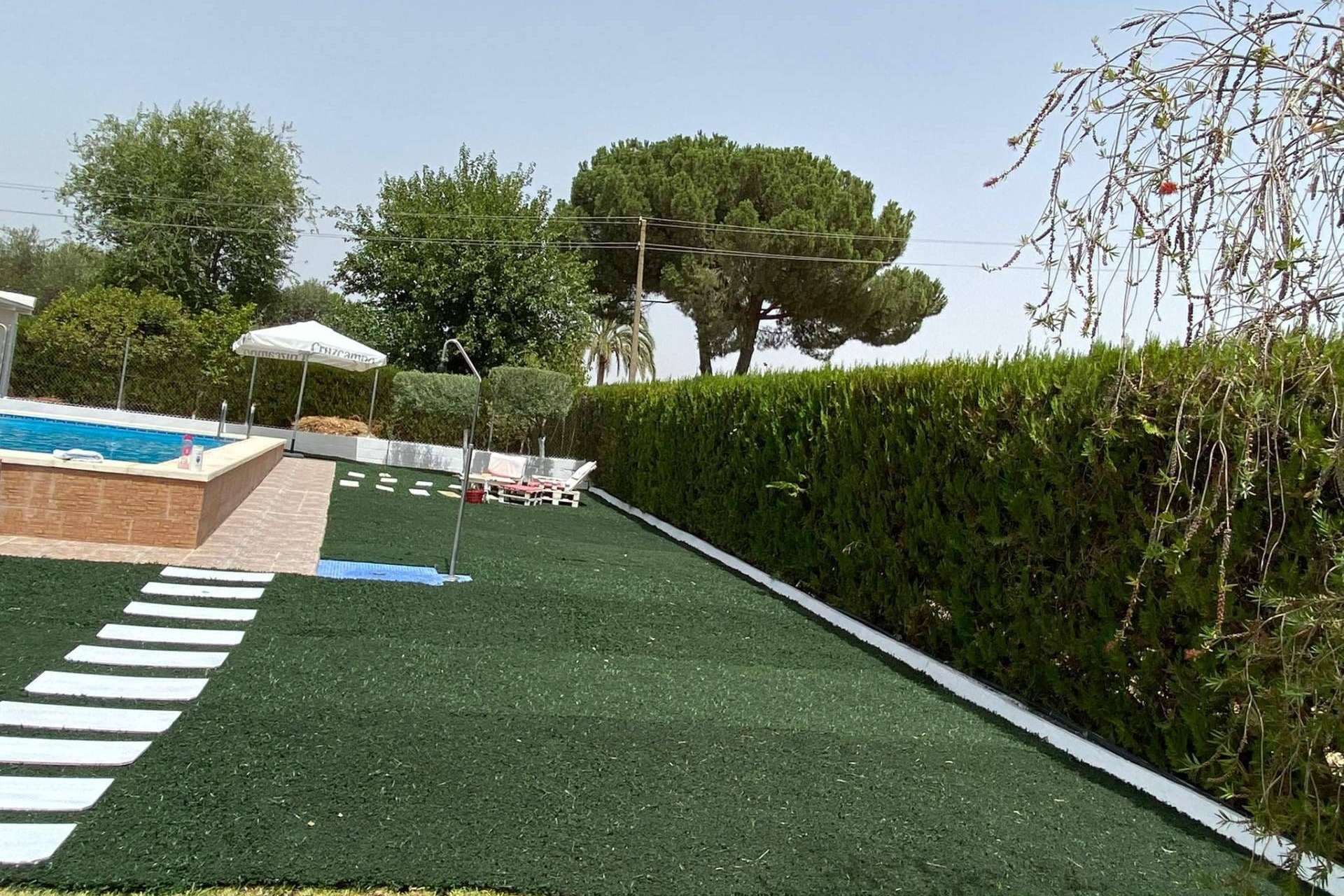 El césped reciclado de fútbol es una tendencia de mercado en alza, para la instalación de jardines, residenciales y actividades de ocio