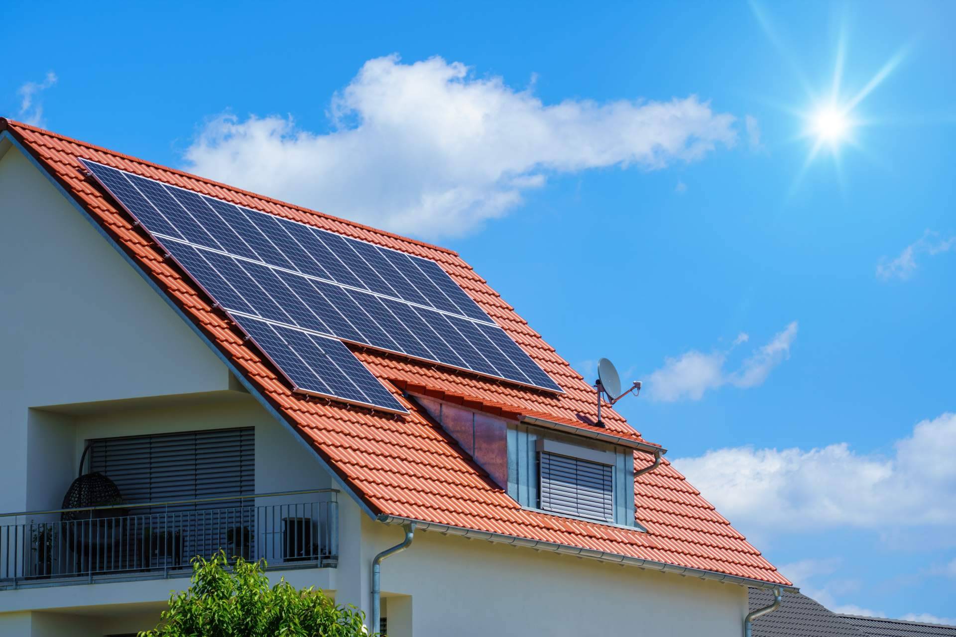 Tomca-Solar proporciona un servicio de batería virtual con el fin de potenciar el autoconsumo solar y el ahorro energético