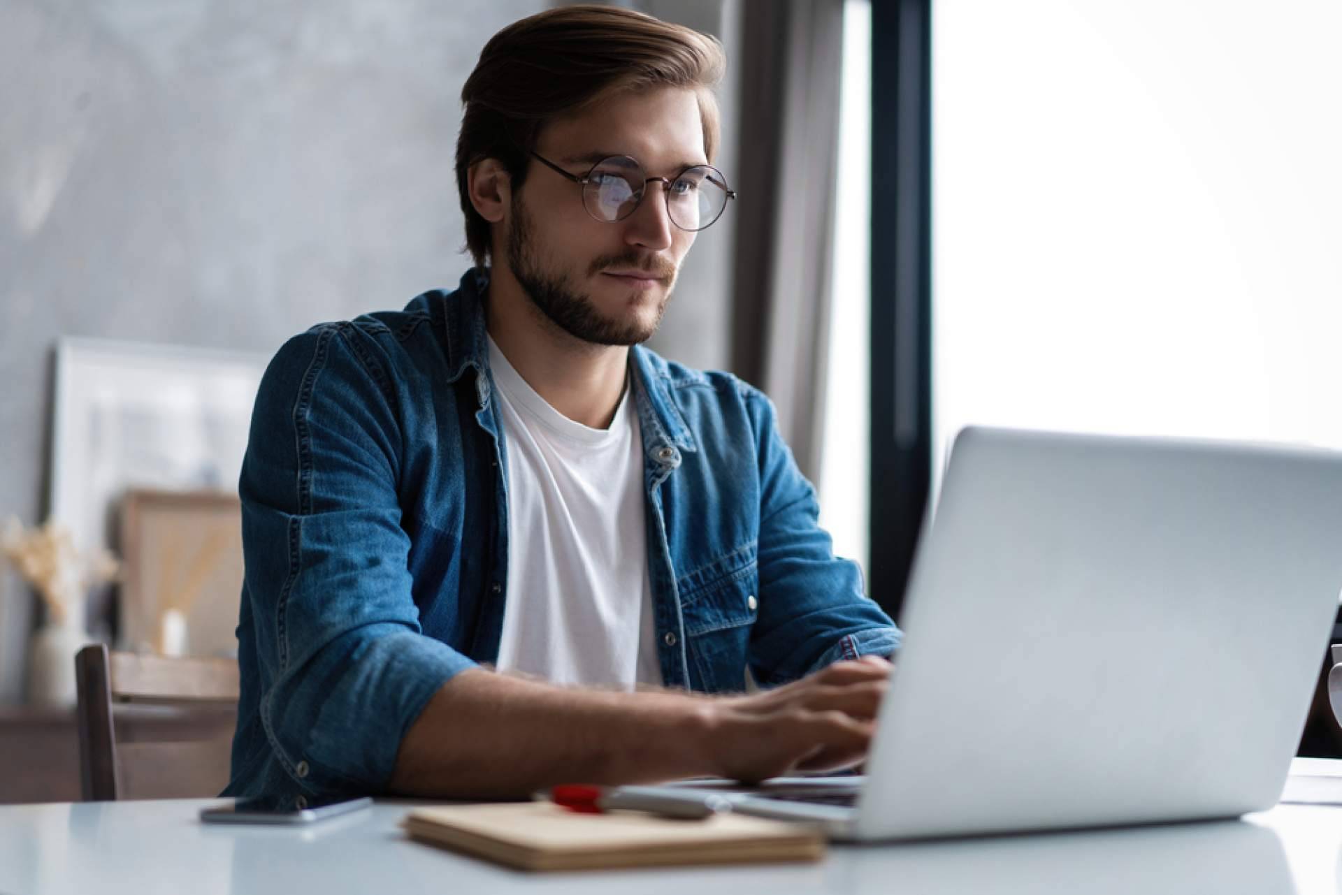 Preparación de excelencia para las oposiciones de administrativo de Estado gracias a Simplificatusopos.es