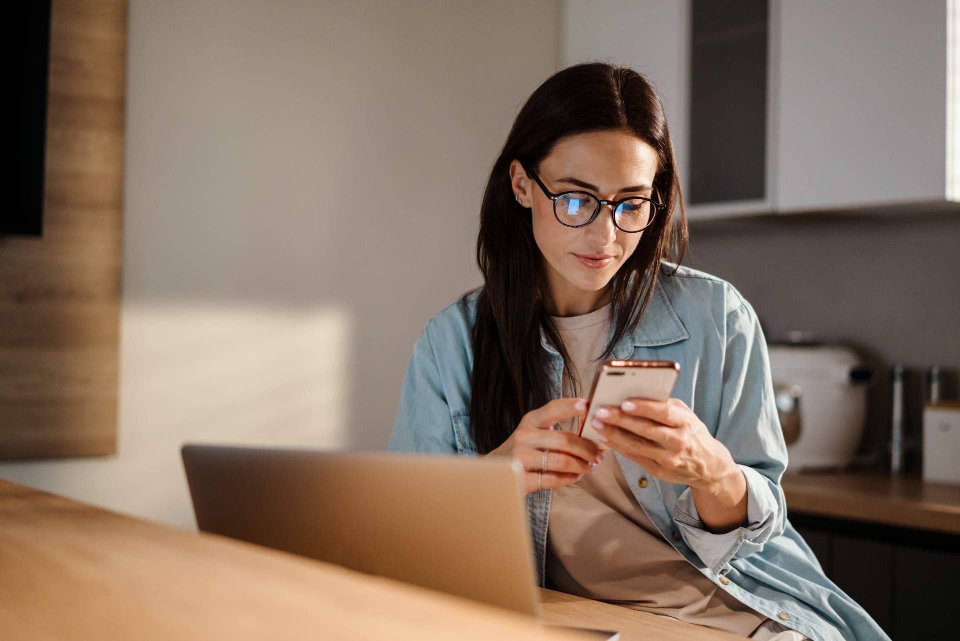El sistema WhatsApp CRM desarrollado por Kommo es una mezcla perfecta para estrategias de marketing y ventas