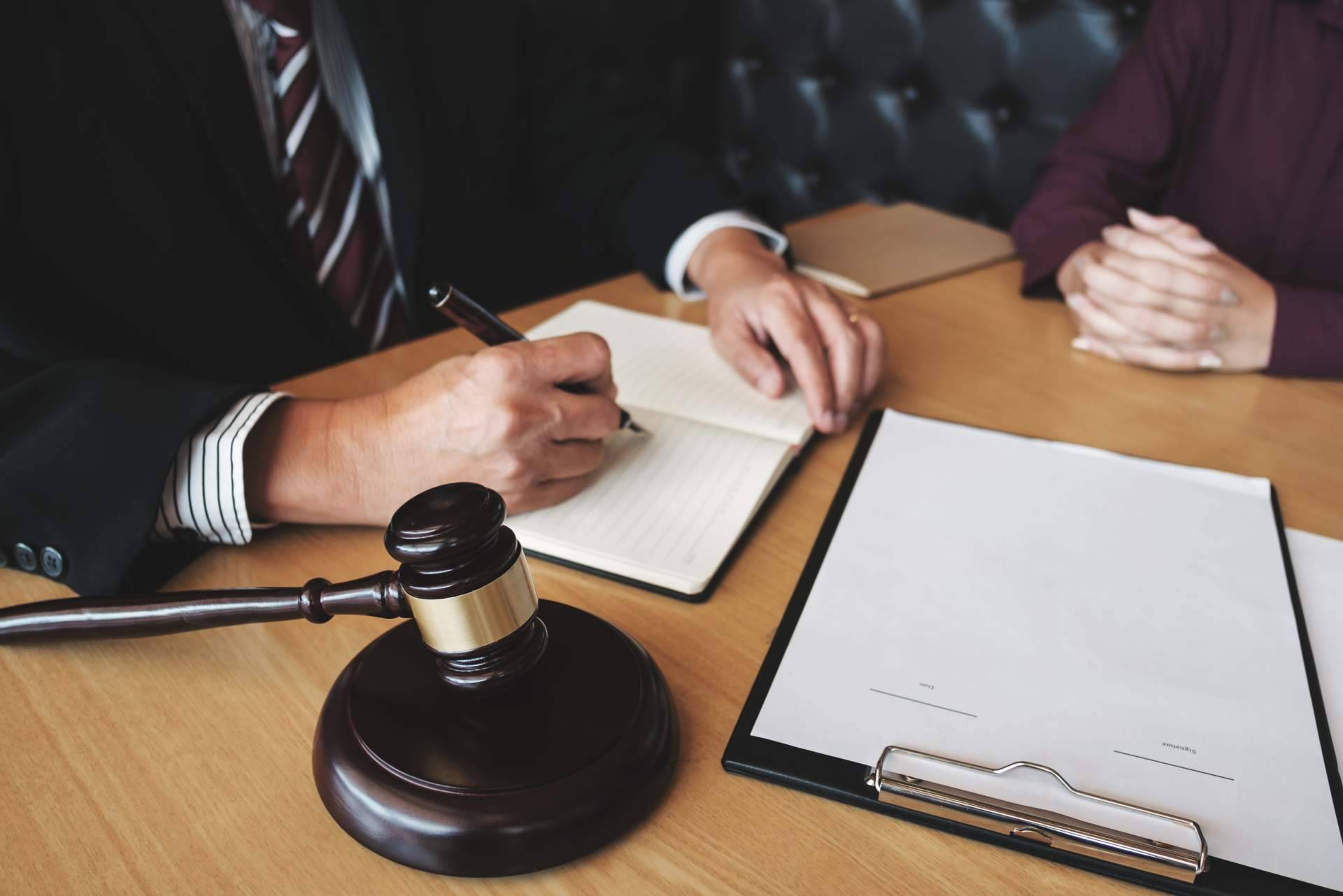 Català Reinón Abogados explica la legislación frente al delito de abuso sexual