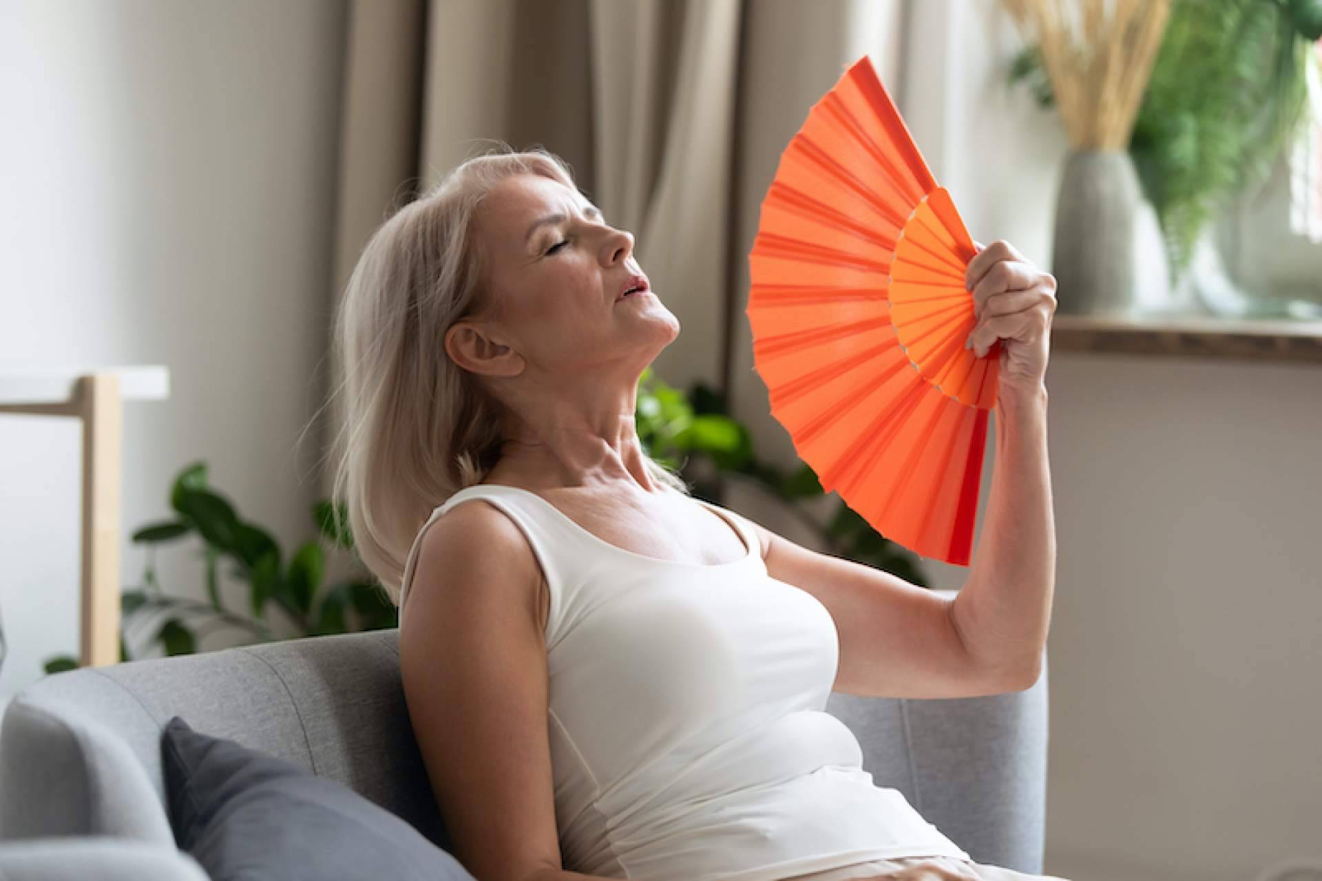 Cualidades del producto Afran, extracto de azafrán frente a los sofocos de la menopausia