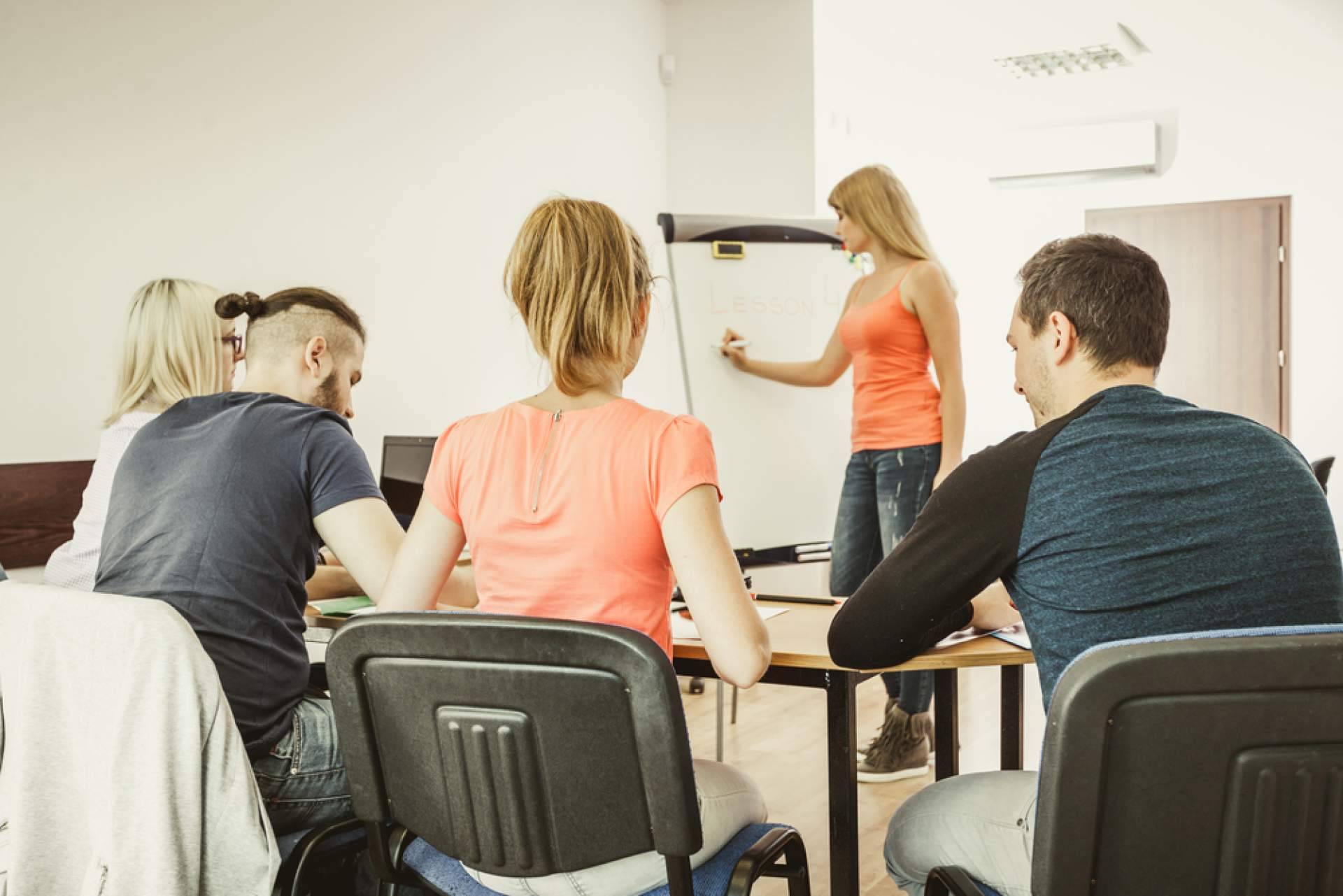 Aprender inglés rápido y fácil con Linguavisión, la academia de inglés en Badalona