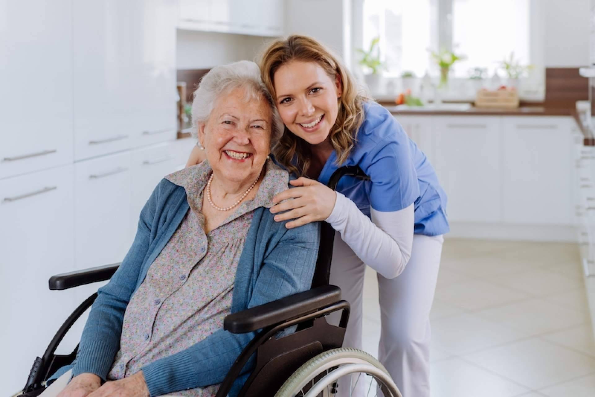 Combinando inteligencia artificial y compromiso social, el cuidado de ancianos se destaca como un negocio en un mercado creciente