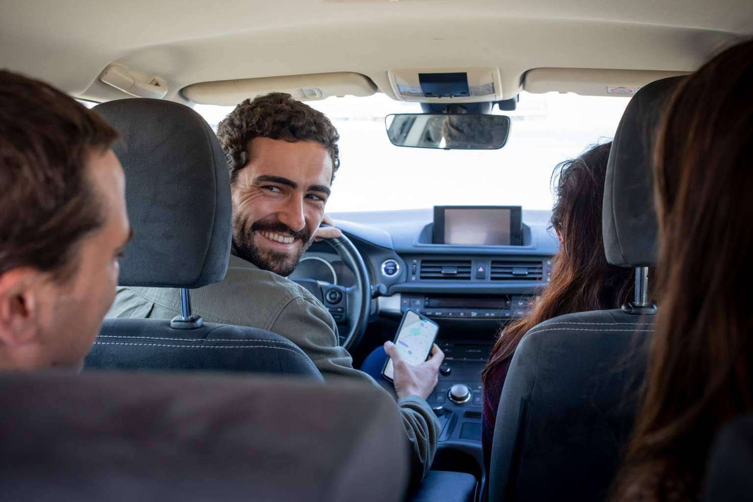 Hoop Carpool habla sobre qué es el carpooling y qué beneficios tiene para las empresas