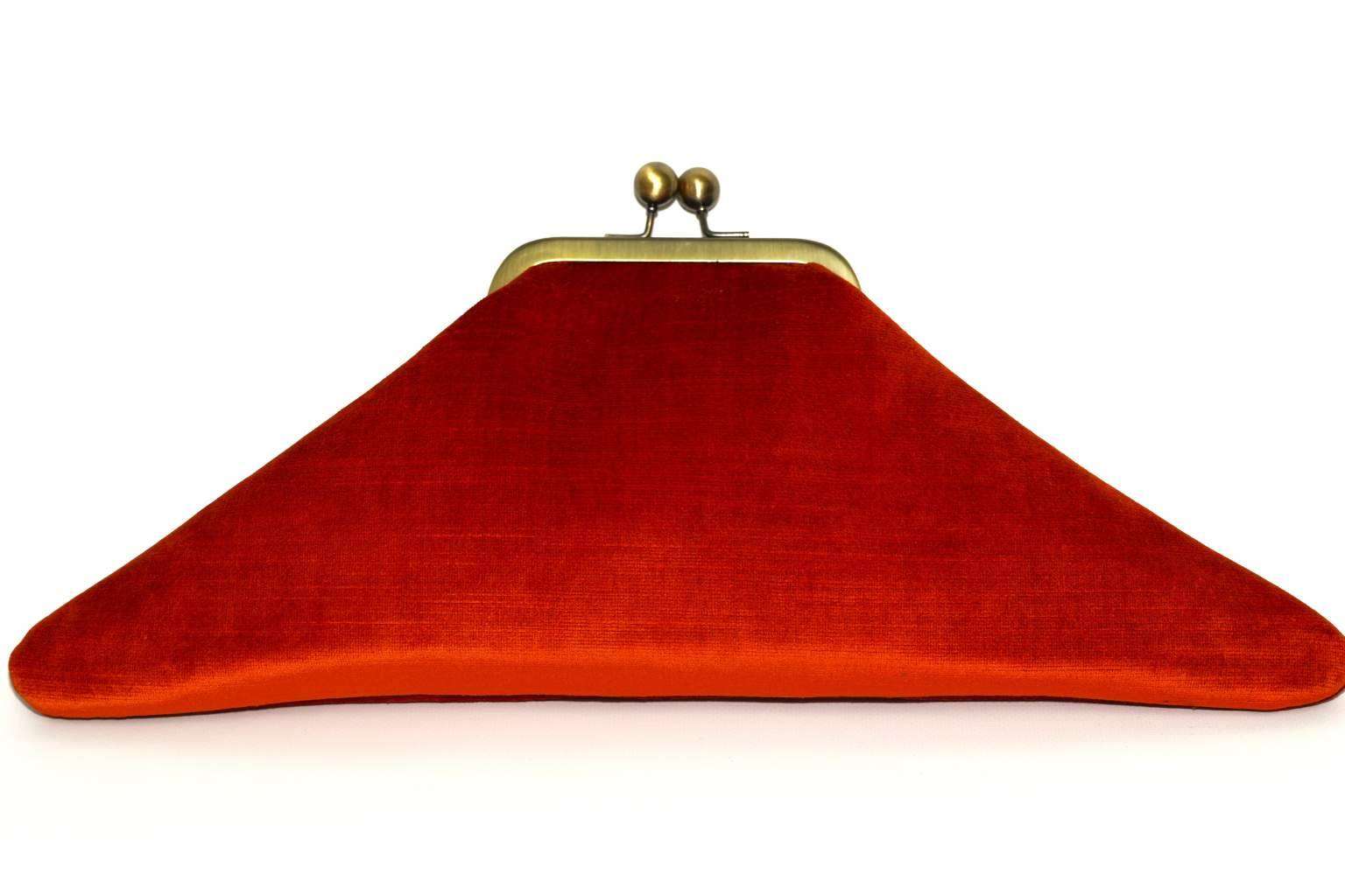 Milán, uno de los modelos de bolsos  artesanos más destacados de la nueva colección de Sac & Bags