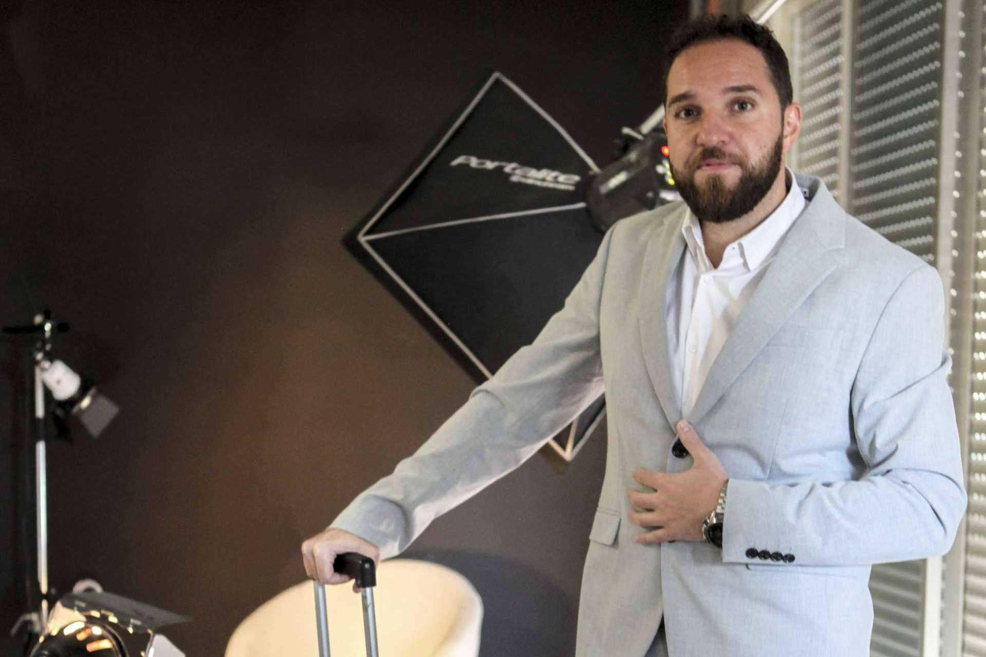 Mikel Rufián, el profesor ganador del premio al mejor docente de Ciberseguridad y Cibercriminología de España 2024