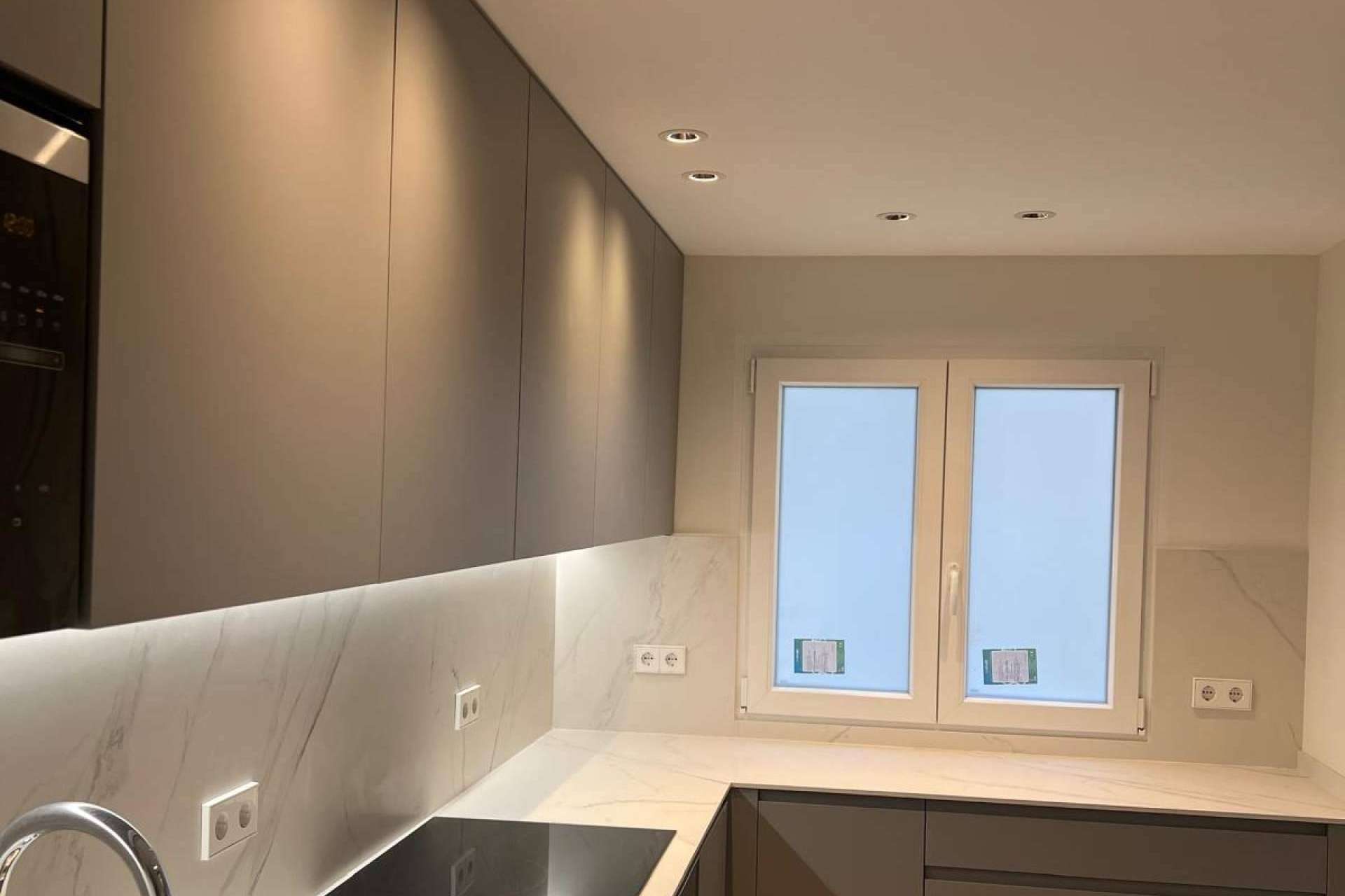 ¿Qué hay que considerar a la hora de reformar una cocina?, por Reformar Renovación