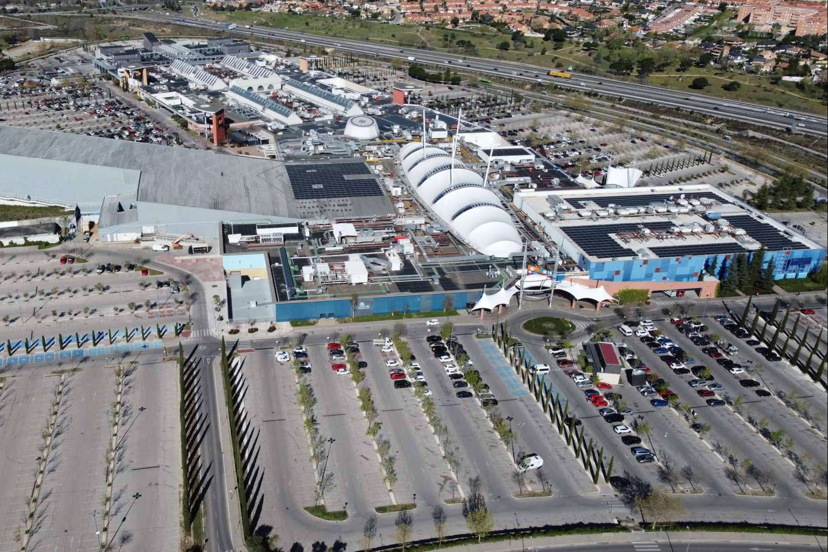 En Xanadú, el parque de nieve de Madrid ya dispone de paneles solares