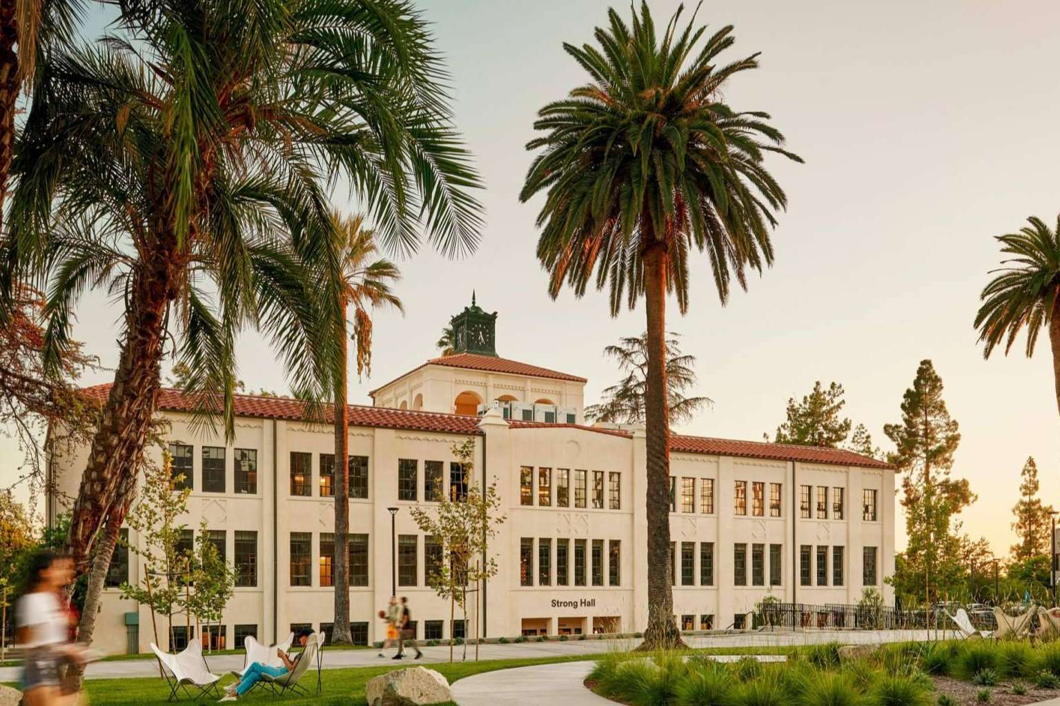 EF Academy, la oportunidad de estudiar un año escolar en el extranjero y descubrir el mundo