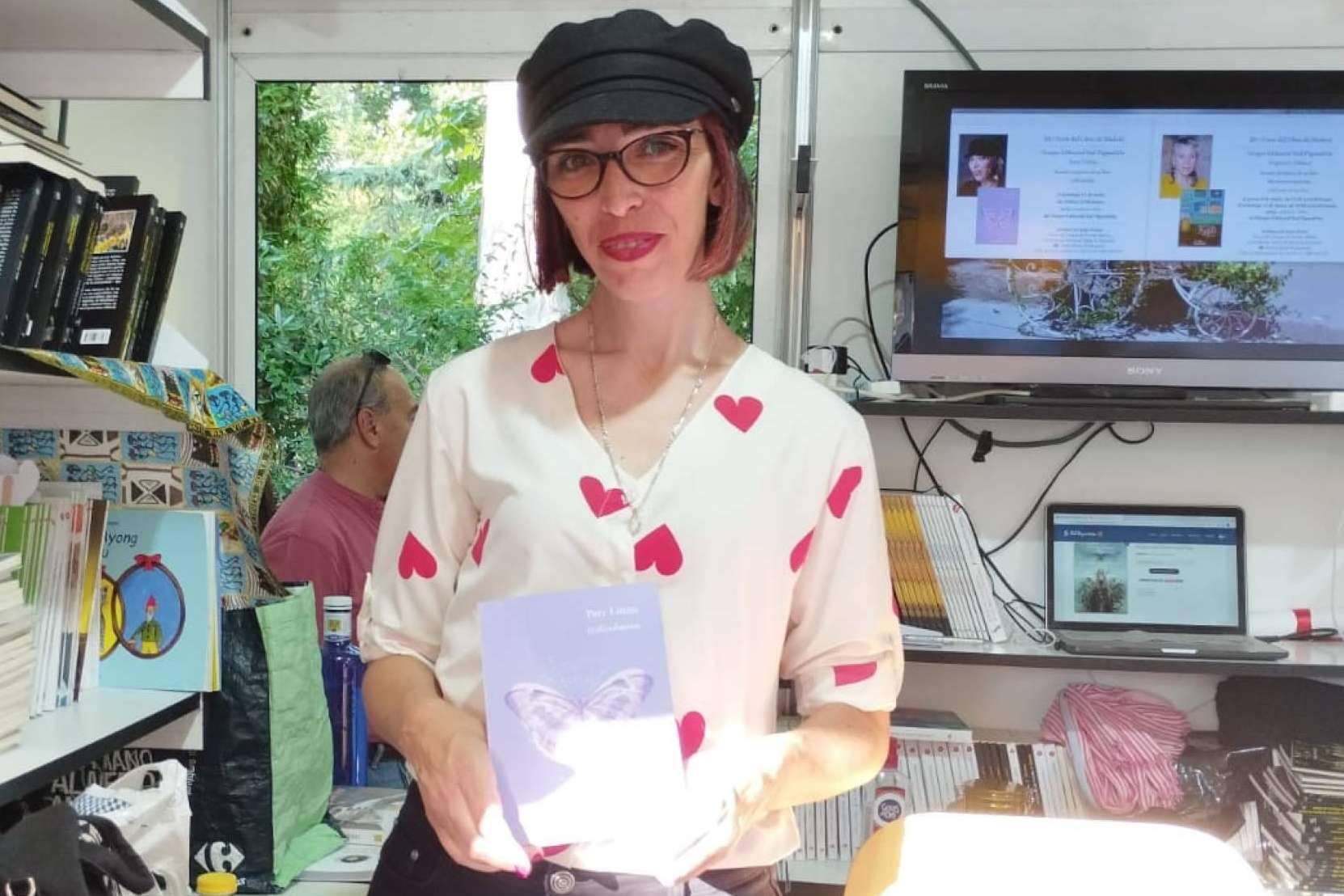 'Poesía con Paty', un punto de encuentro para amantes de la literatura en Madrid