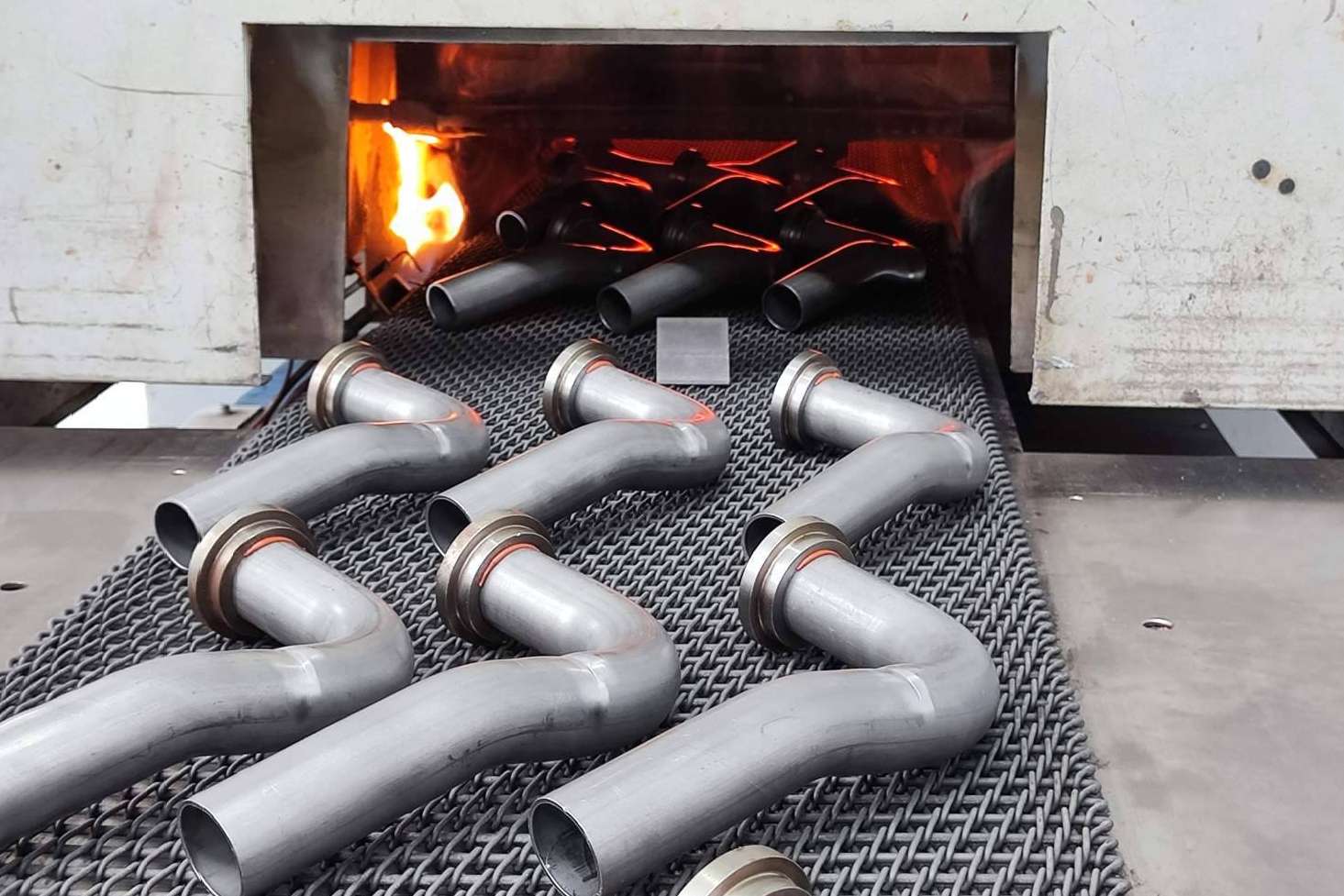 TRG, fabricación de piezas metálicas en acero al carbono, acero inoxidable y aluminio