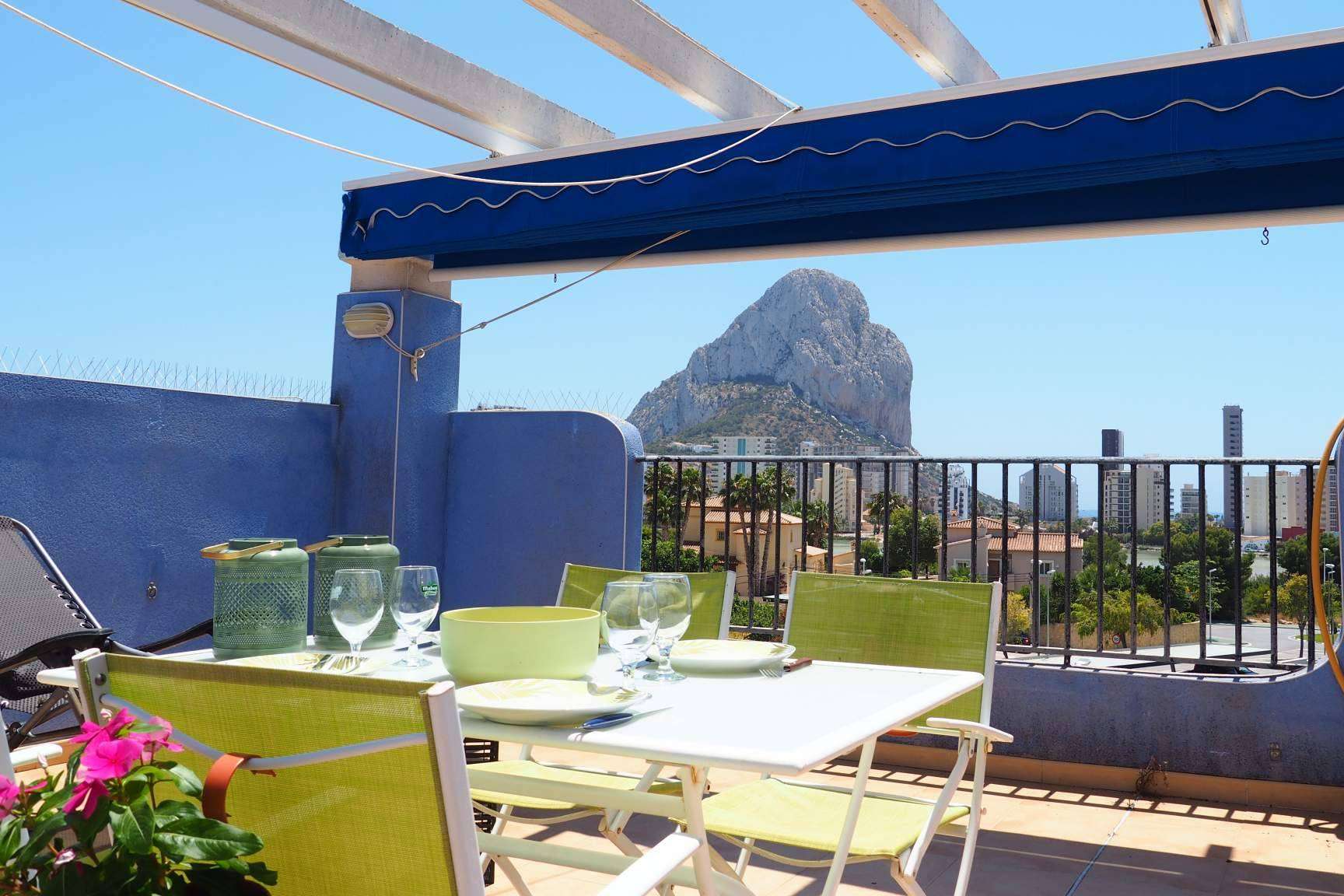 Villas y apartamentos con piscina en Calpe, la propuesta estival de Alquileres Agatha Martínez