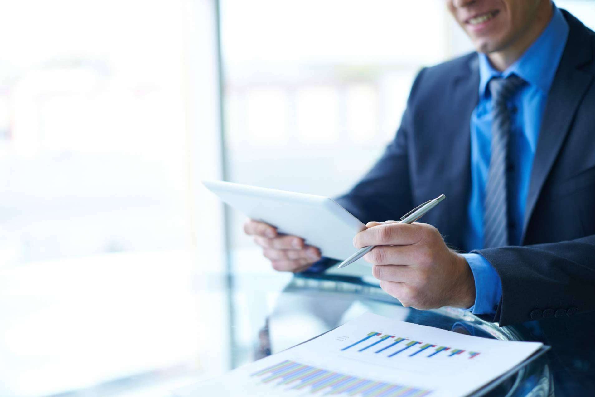 Conveniencia de salir de las inversiones financieras basadas en índices con coberturas dinámicas