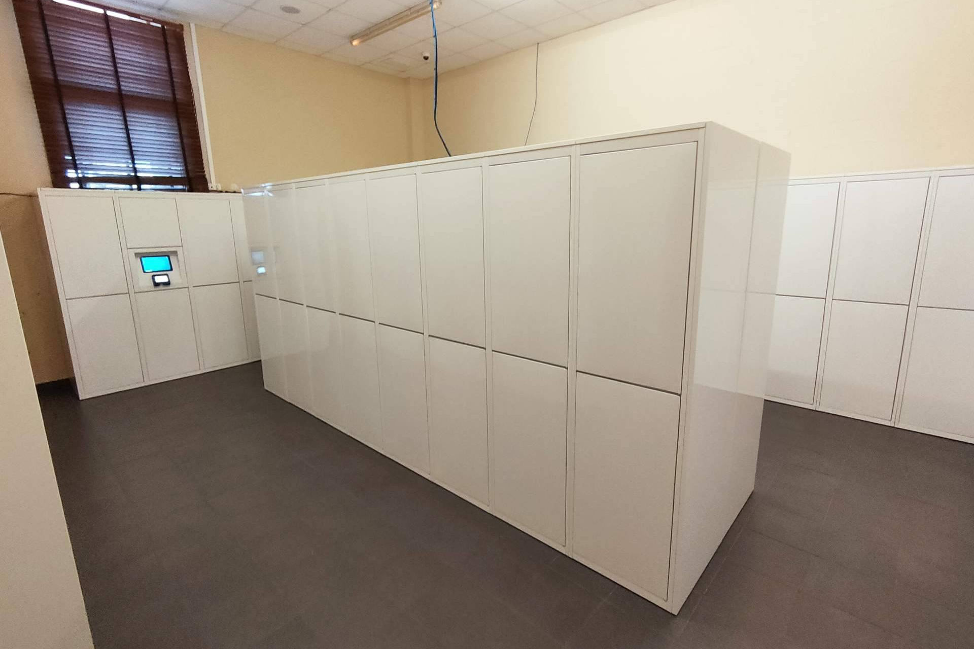 Setroc marca tendencia en España con taquillas inteligentes personalizadas y modulares