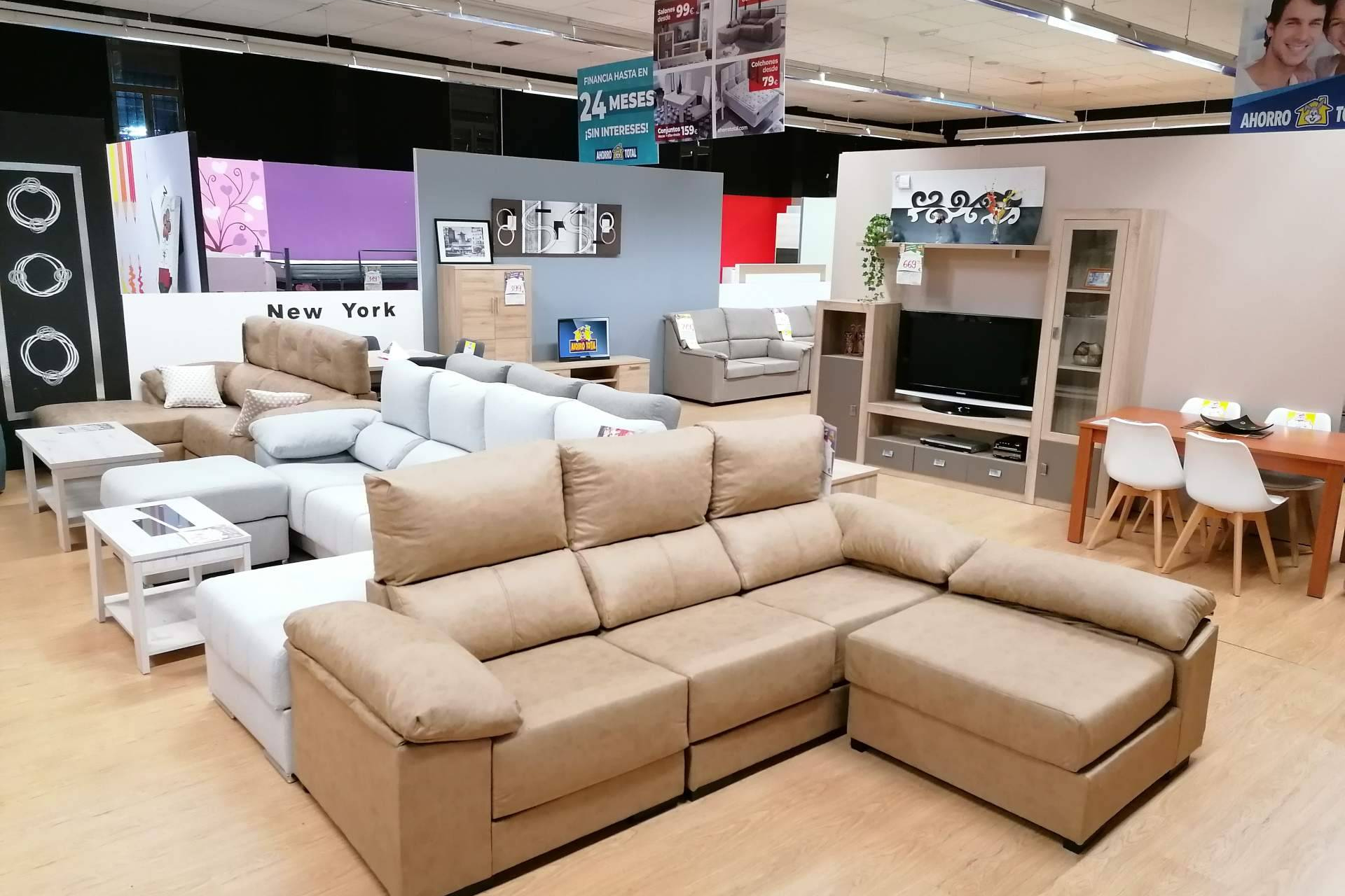 Ahorro Total, compra online y tiendas físicas en España para quienes buscan muebles baratos sin esperar al Black Friday