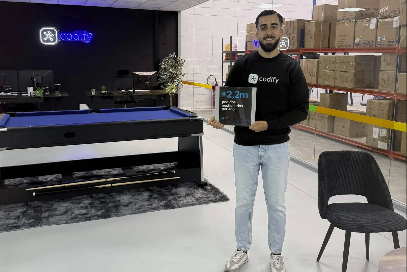 Dos jóvenes emprendedores crean un software que gestiona 2,2 millones de pedidos al año para ecommerce y almacenes